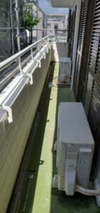 東京都葛飾区　T様邸　ベランダ防水工事　施工前と下地張り　メンテナンスの必要性
