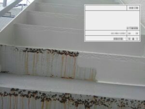 東京都葛飾区　鉄骨階段の錆止め塗装を行いました