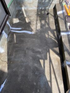 東京都葛飾区　S様邸　防水工事　ベランダ床下地調整　カチオン塗布
