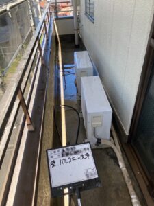 東京都葛飾区　外壁塗装工事　ベランダ防水工事　プライマー塗布～トップコート仕上げ