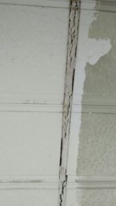東京都葛飾区　外壁塗装工事　コーキングの劣化症状とメンテナンスの必要性