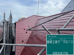 東京都江戸川区　Y様邸　屋根・外壁塗装工事　急勾配屋根は屋根足場を設置します！