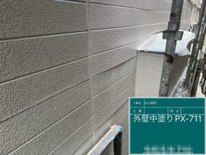 東京都江戸川区　Y様邸　屋根・外壁塗装工事　外壁の中塗りと上塗りを分ける理由