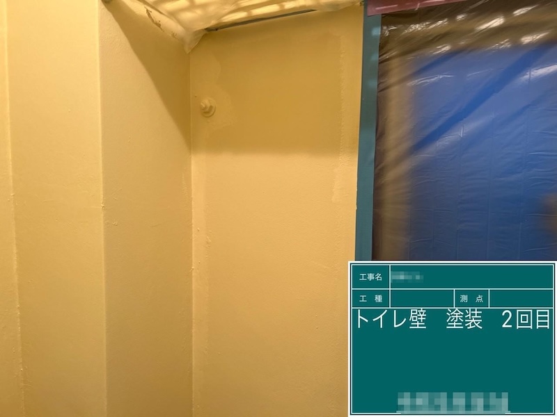 トイレの塗装を行いました！室内塗装は水性塗料をおすすめします！｜東京都台東区