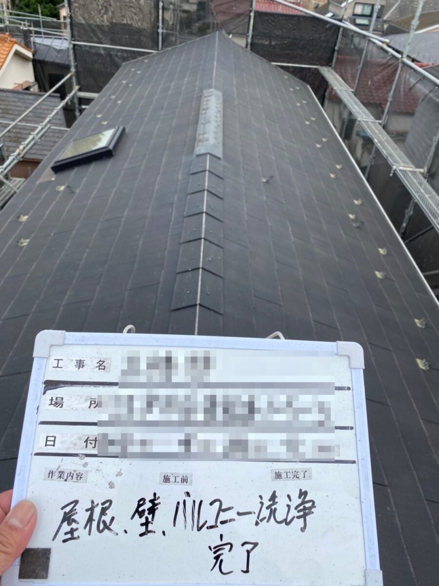 東京都江戸川区　屋根・外壁塗装工事　天窓のある屋根は定期的に点検の実施をおすすめします！
