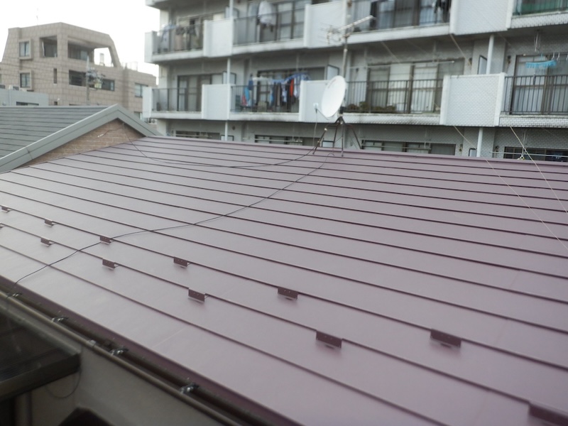 東京都墨田区　F様邸　屋根塗装・雨樋交換・波板張り替え工事